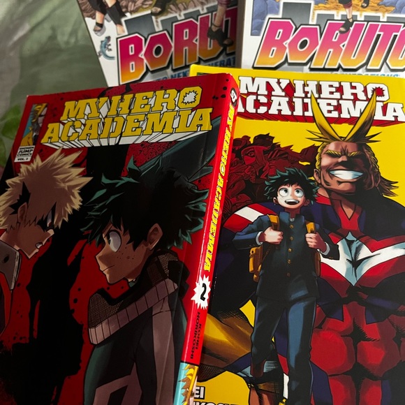 My heroe academy books - Picture 3 of 4